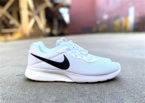 Nike Tanjun Review .